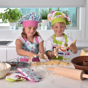 Detská kuchynská zástera pre chlapca, plus chňapka a čiapka