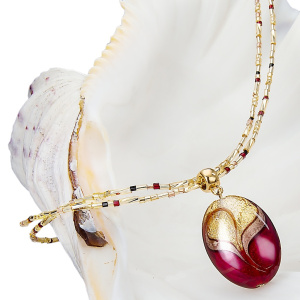 Luxusný náhrdelník Red Sea.